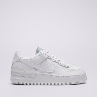 Jak čistit bílé tenisky?