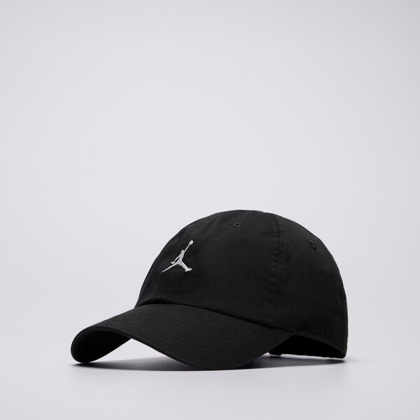 Spring refresh: Jak prát kšiltovku?