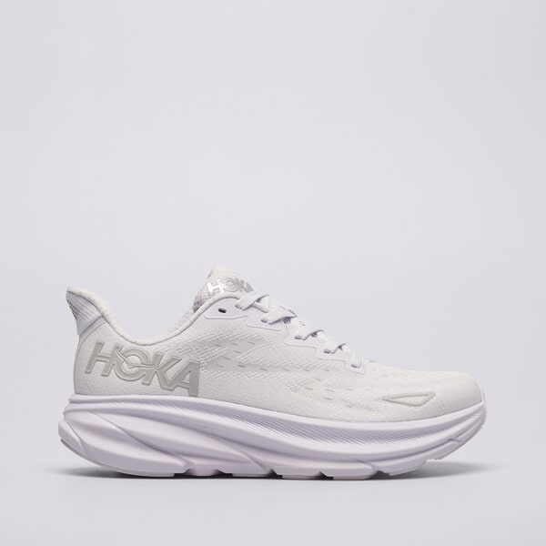 HOKA means fashion. Čas na sneakersy performance