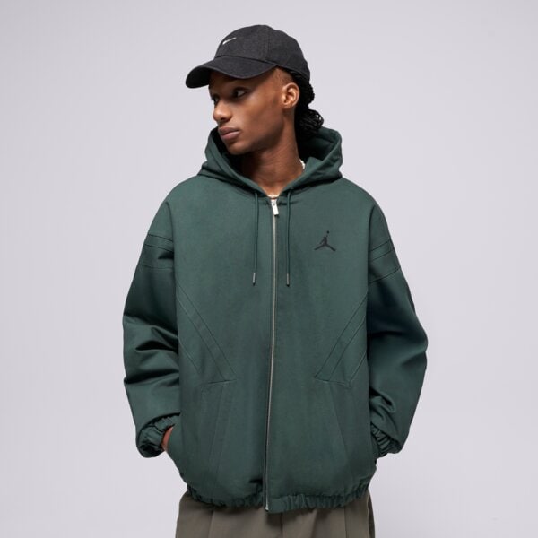 Streetwear na podzim: Jak tvořit vrstvené stylizace?