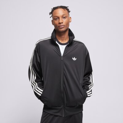 Hoodie, crewneck or… Podívejte se na různé typy mikin a vyberte si ten správný střih pro sebe.