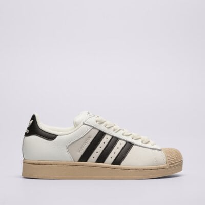 Proč adidas Superstar?
