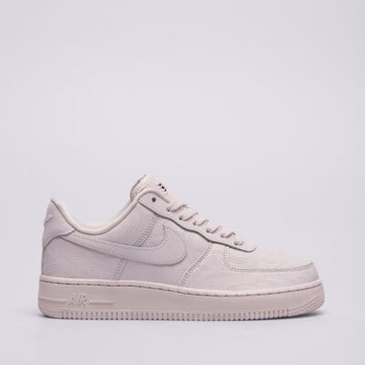 Pants that match – tedy jaké kalhoty se nejlépe hodí k Air Force 1?